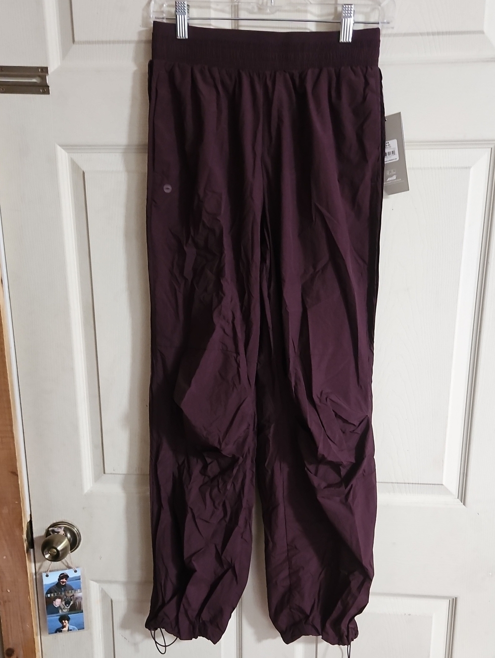 Avia Crinkle Pants with Pleated Knees: MOLTEN EARTH: NEW WITH TAGS: XS (0-2)